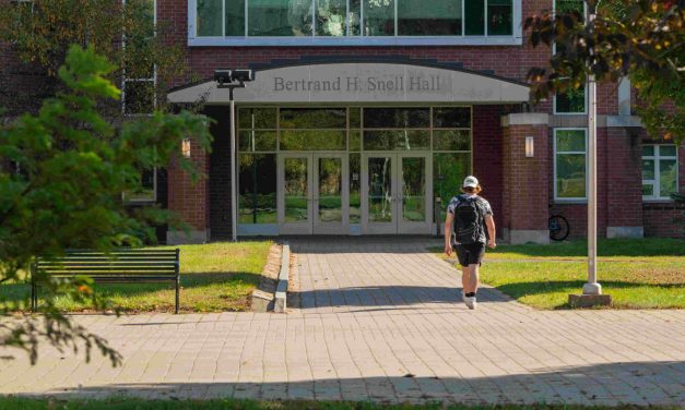 Become an Entrepreneur Your First Semester: The Power of a Business Administration Degree